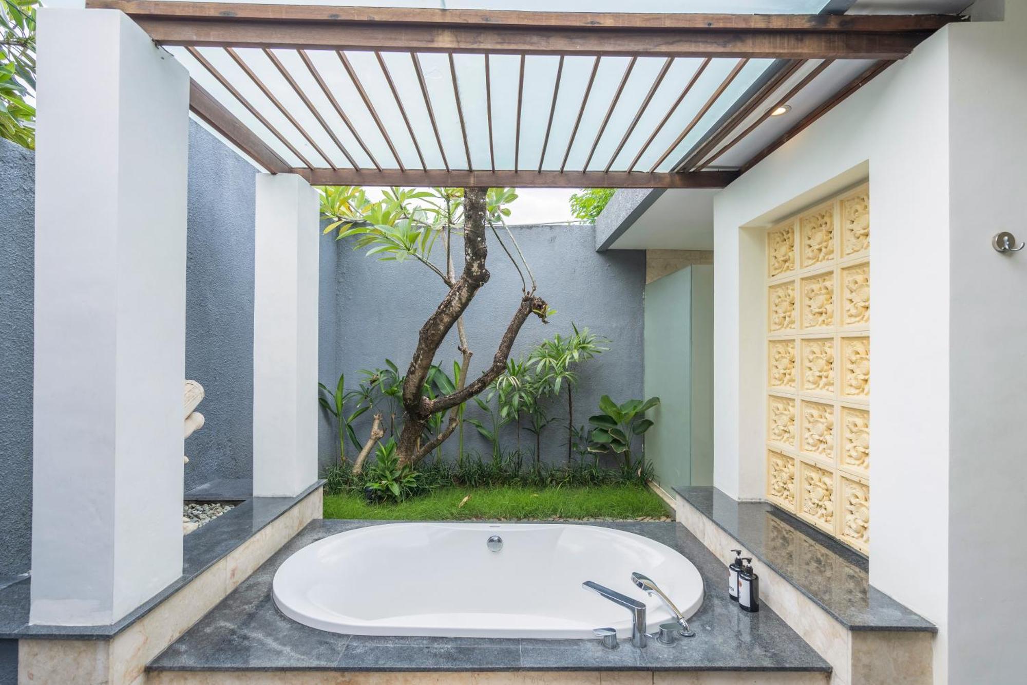 Kings Villas Sanur By Moria Denpasar Exterior foto